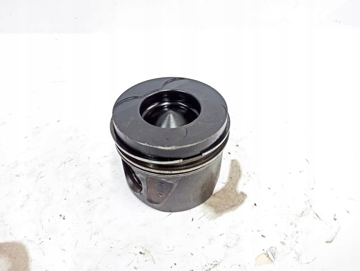 фото №5, Mercedes-benz cls c219 2005 поршни