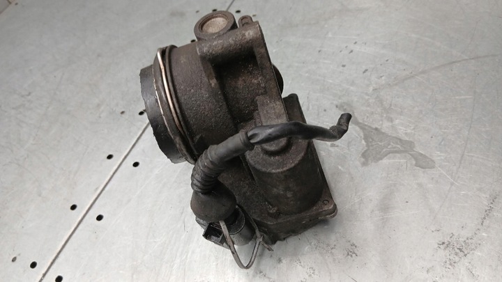 фото №5, Дросельна заслінка audi a6 c5 03r 2.5tdi 133063al