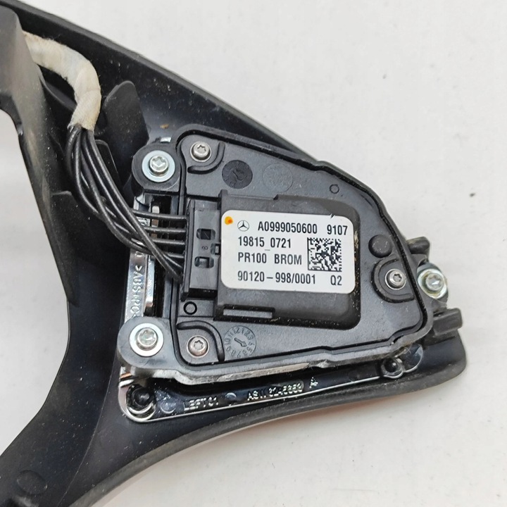 фото №9, Mercedes-benz vito viano w447 2015 перемикач / кнопка кермо