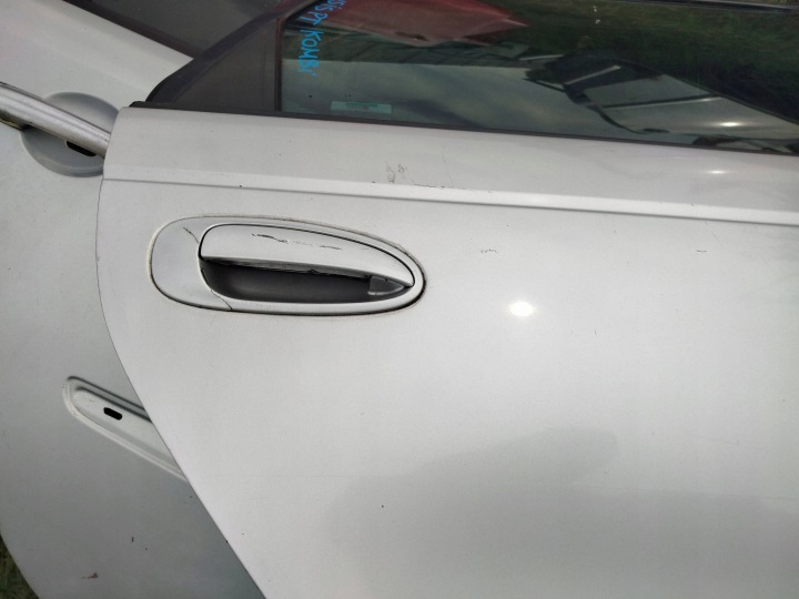 фото №9, Правая дверь задние toyota avensis t220