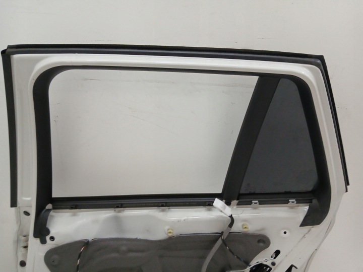 фото №13, Дверь правая задние bmw x1 e84 300 зад