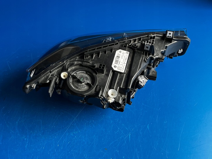 фото №13, Лампы полный led bmw f30 f31 рестайлинг чёрный hella тень