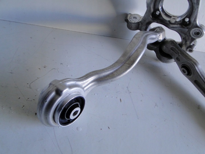 фото №6, Mercedes s клас 223 w223 поворотна опора підп’ятник підвішування праві права 4matic