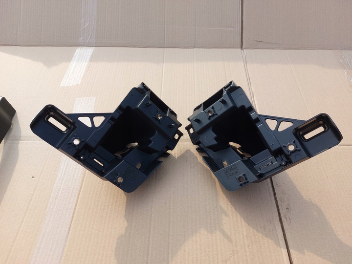 фото №3, Ковзун бампера зад berlingo rifter combo 19-