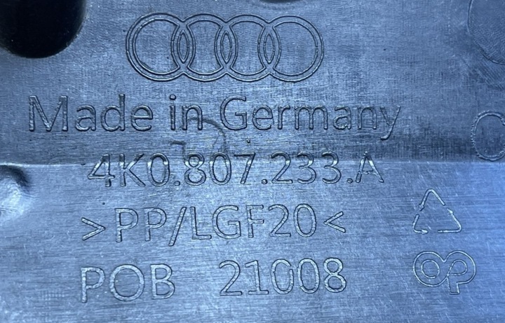 фото №9, Audi a6 c8 2018 - каркас захист підсилювач решітка бампера 4k0807233a