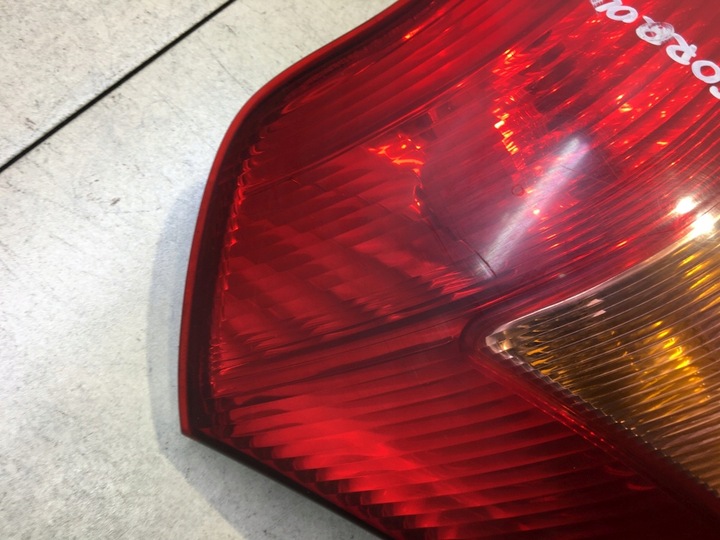 фото №3, Лампа праві зад corolla e12 1.6