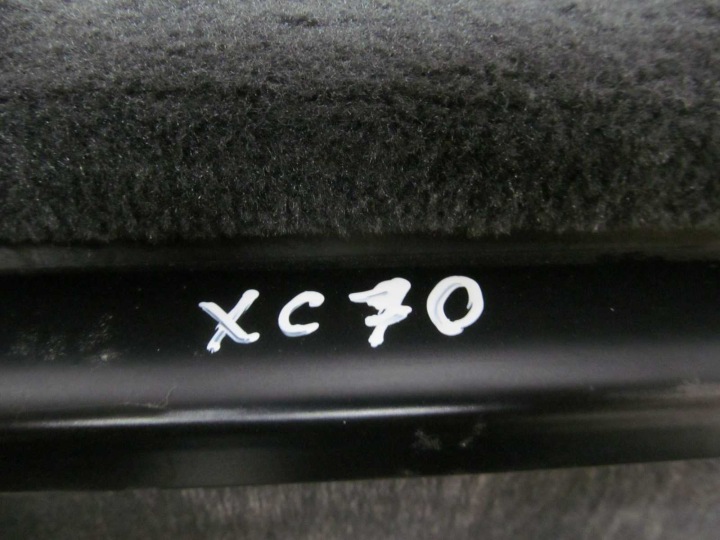 фото №7, Volvo v70 xc70 покрытие пол багажника 99-07