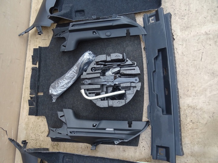 фото №6, Skoda scala оббивка багажника боковина плита