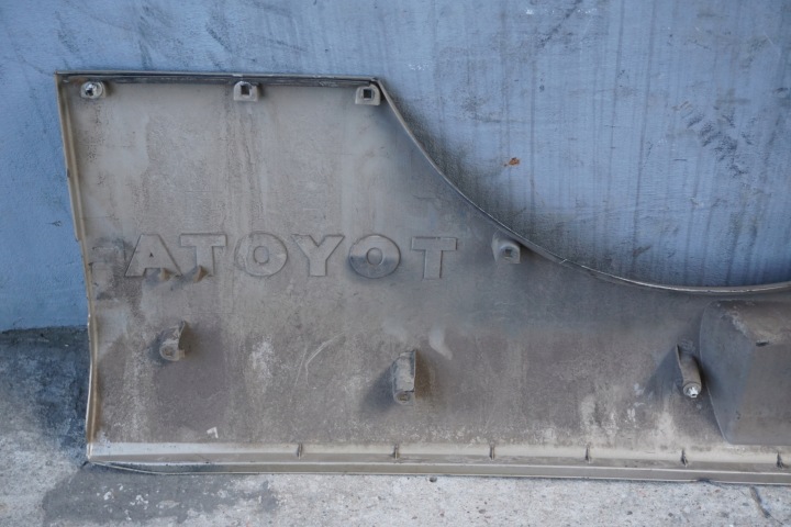 фото №9, Toyota rav4 i накладка захист корпус кришки багажника 94-00r