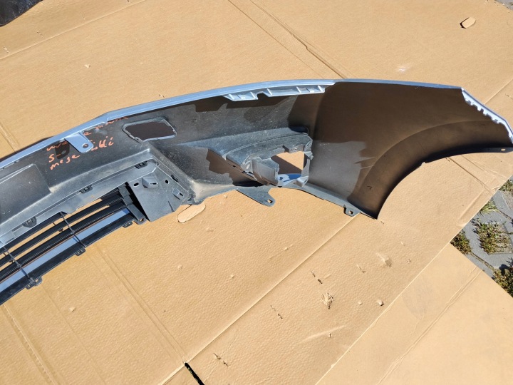 фото №12, Бампер перед передній toyota corolla e16 e18 13-17
