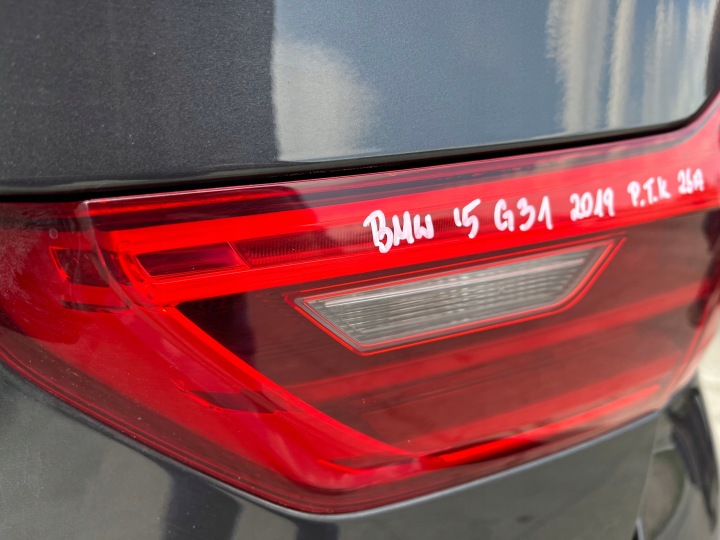 фото №8, Bmw '5 g31 фара права задня праве зад з кришки кришка w кришка багажника