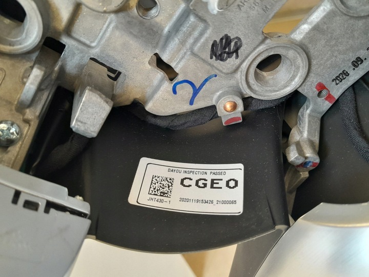 фото №10, Hyundai staria 21- руль кожа лепестки с подогревом