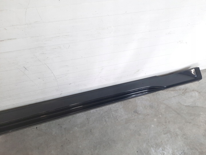 фото №4, Поріг праві накладка порогова права audi rs6 c8