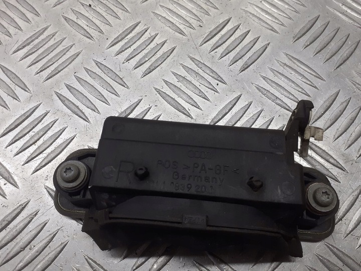 фото №3, Ручка правая задняя наружная audi 80 b4 2.0