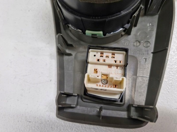 фото №6, Toyota matrix 2 ii e140 решітка повітропровід dekor перемикач регулювання дзеркал