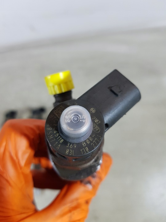 фото №12, Инжектор 03l130277j vw seat skoda audi 2.0 tdi