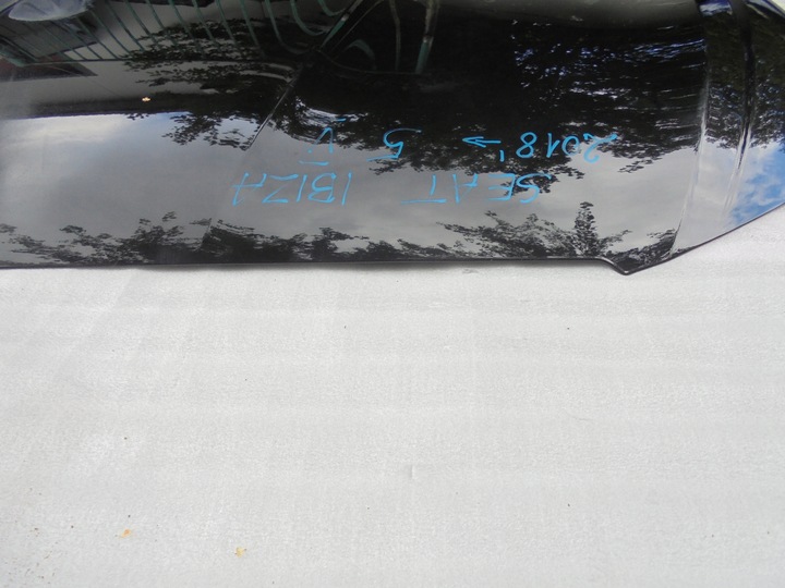 фото №10, Ibiza v 5 6f0823155a капот крышка двигателя красивая гливице 2 штуки do выбора