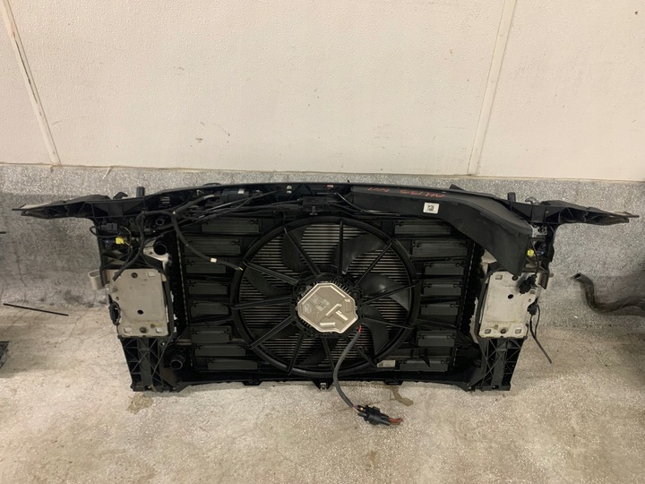 фото №12, Комплектний перед audi a4 b9 20r. капот бампер крила лампи pas переднє w1