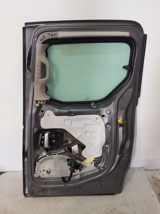 фото №8, Двері праві зад зсувні peugeot partner ii 1.6hdi eur 11r ktq