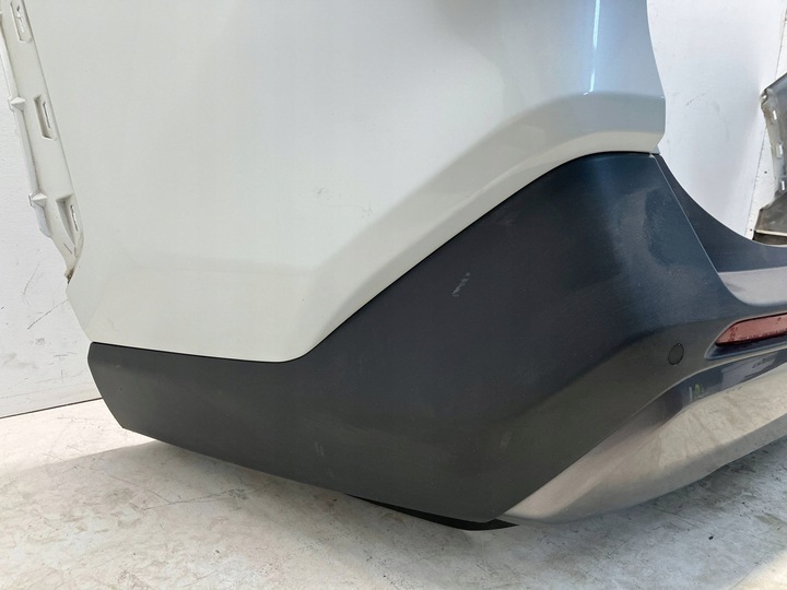 фото №8, Rav4 v бампер задний зад комплектный 4x pdc 070 2qj