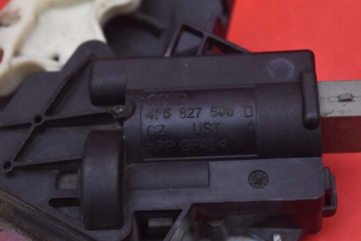 фото №7, Замок кришки зад багажника 4f5827505d vw passat cc 08-12
