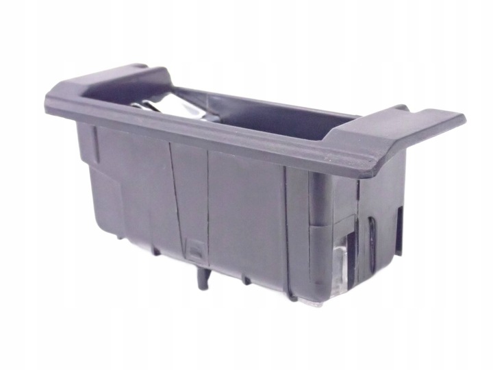 фото №7, Вкладка пепельницы правые audi a6 a8 q7 4b0857406a