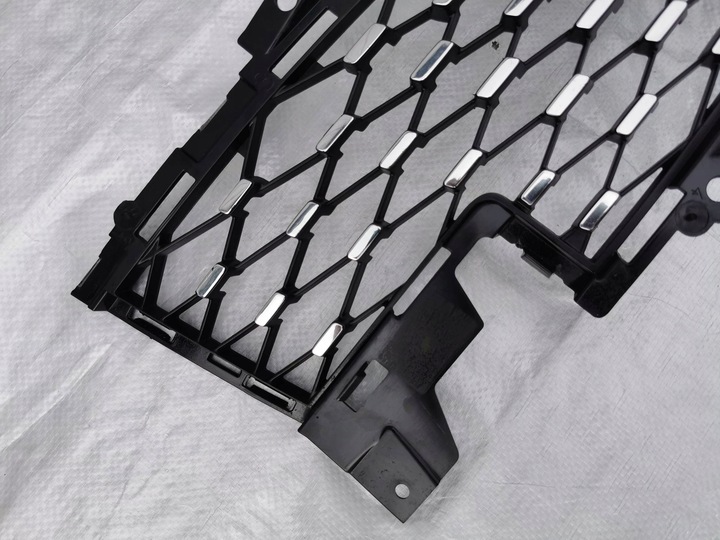 фото №7, Renault zoe рестайлінг 19- ліва решітка бампера перед 622553535r гарні