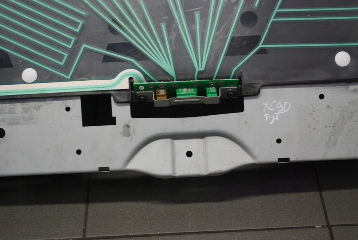 фото №5, Антена gps volvo xc90 8651013-1