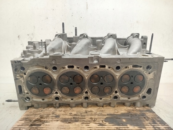 фото №7, Головка двигуна citroen peugeot volvo 9688418110 c01 0200hl 2.0 hdi tdci 4