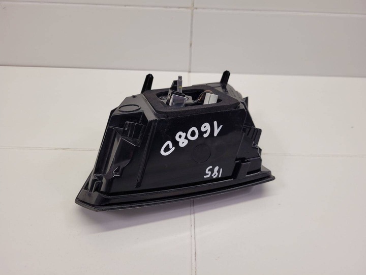 фото №8, Лампа задня w кришка багажника ліва сторона peugeot 3008 2 2021 9810477880