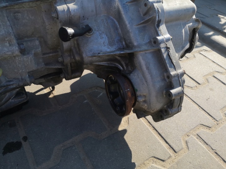 фото №9, Jeep grand cherokee wk2 srt коробка передач редуктор 6.4 p05038857aa
