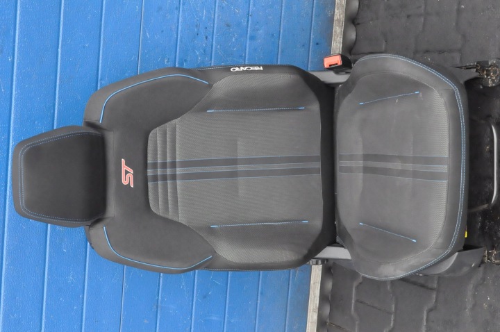 фото №11, Ford fiesta mk8 st прокладка інтер'єру сидіння recaro диван англієць