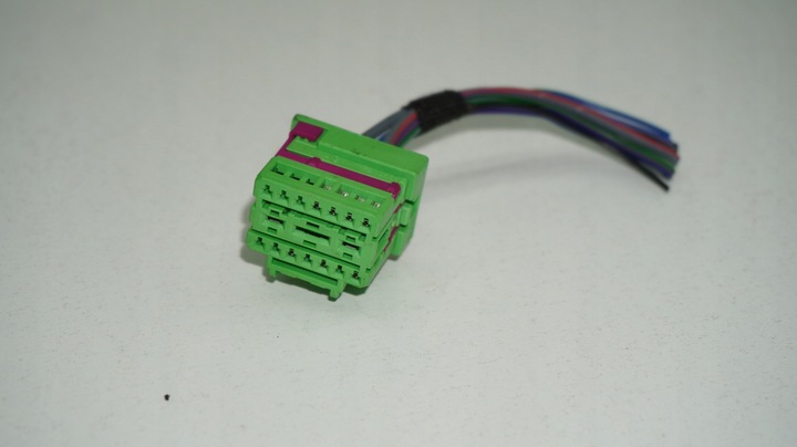 фото №8, Audi volkswagen seat skoda штекер роз'єм з'єднувач 8k0972483f