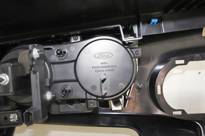 фото №9, Rk272 ford mustang vi ^ тунель середній підлокітник fr3b-63-45p28-a