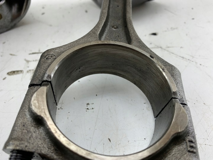 фото №7, Volvo c30 v50 2.0 d поршень шатун d3 d5204t