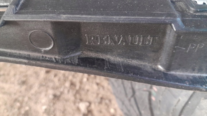 фото №9, Передняя панель renault master iii 10