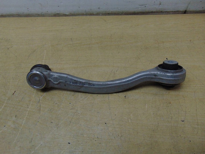 фото №1, Рычаг левый перед audi q7 4l 4m0407509c