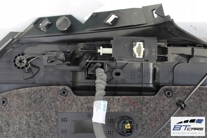 фото №7, Vw passat b8 универсал боковина + ковёр багажника 3g9867428p 3g9858831 3g9858832