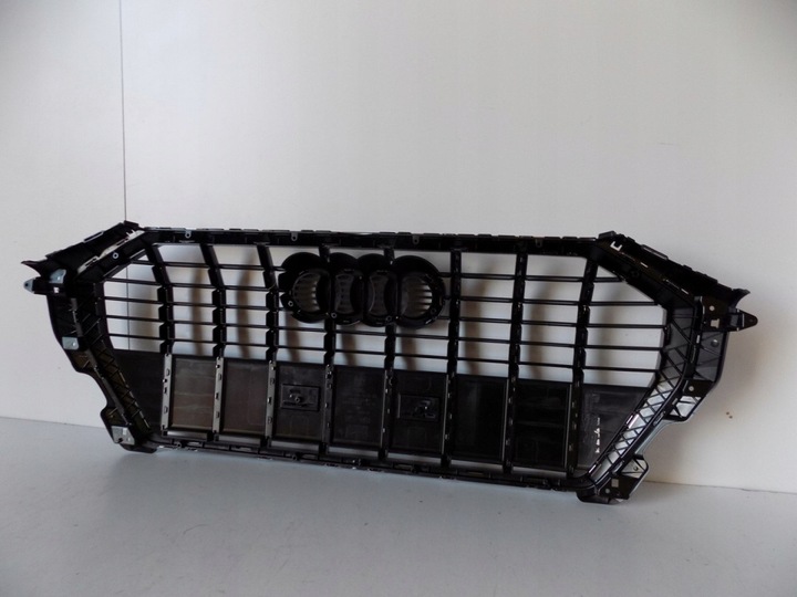 фото №7, Audi q3 a83 s-line решётка радиатора / решётка 10512