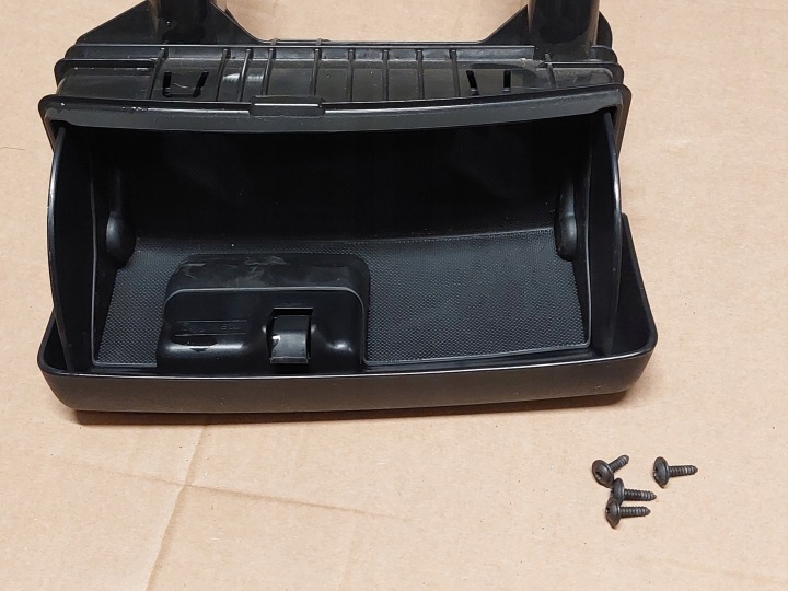 фото №5, Seat exeo audi a6 c6 полка бардачок сиденья левые перед 4f0882601 8j0881577