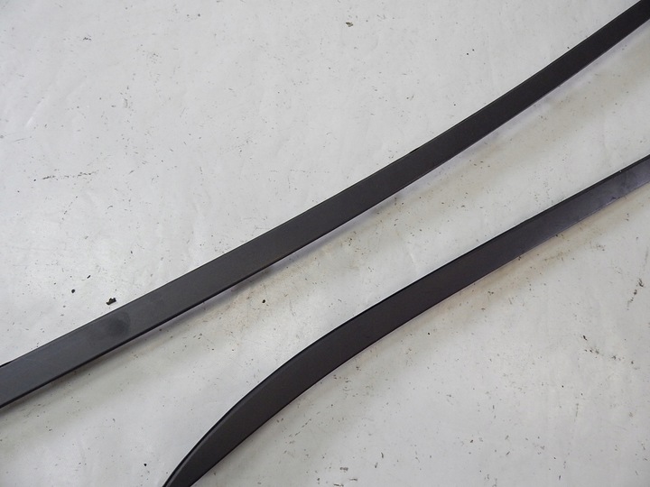 фото №4, Opel astra j gtc прокладка планка стёкла панорама