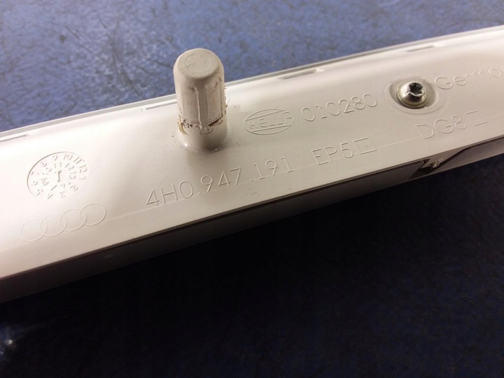 фото №7, Audi s8 a8 d4 лампа стеля led ліва 4h0947191