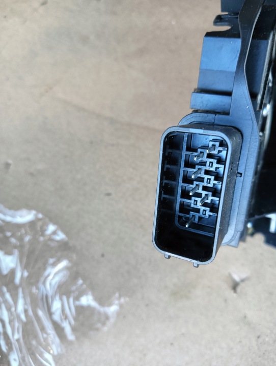 фото №7, S-max mondeo mk4 galaxy замок двери левые перед европа 6m2a-r21813-eb 6 pin