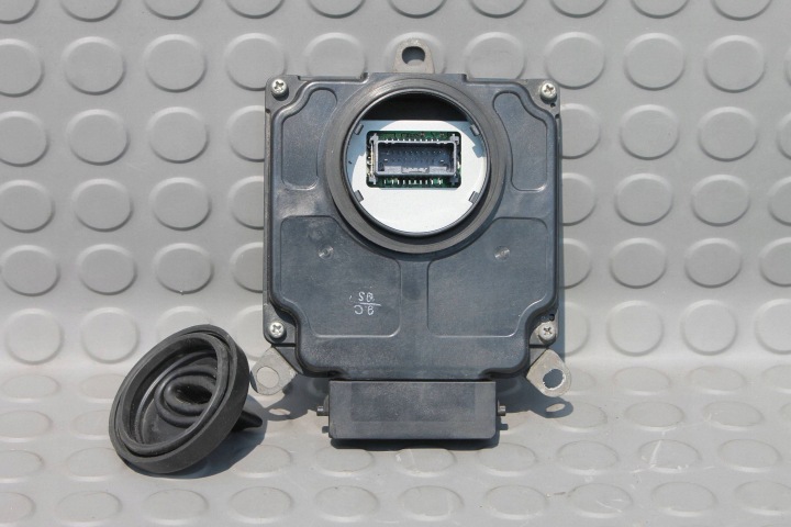 фото №9, Модуль-преобразователь лампы toyota rav4 v xa50 19-25 899074-2030