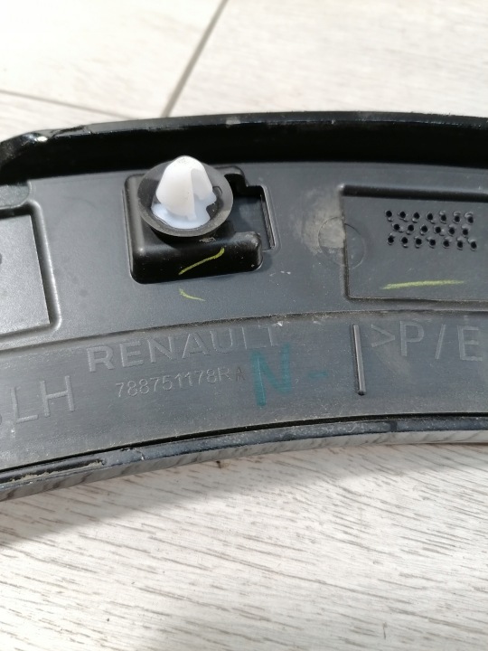 фото №11, Renault captur молдинг крило ліве зад 788751178r