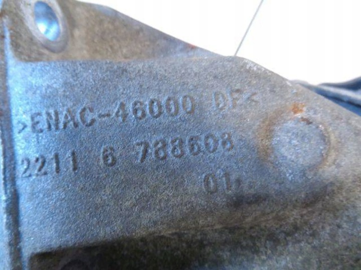 фото №12, Bmw 1 f20 13 1.6 b лапи подушка левая правая комплект