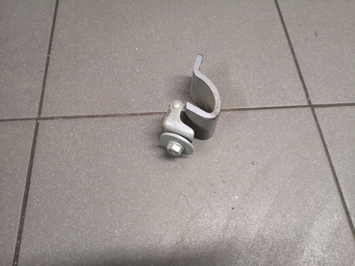 фото №1, Петля кришки багажника audi rs6 c5 4b9827299b