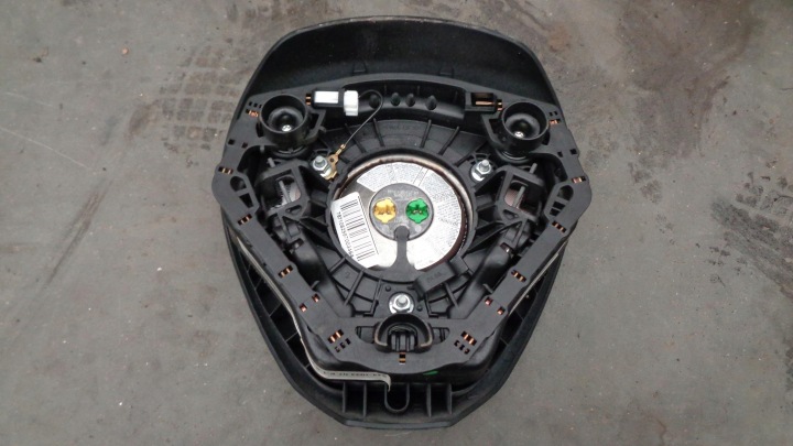 фото №12, Торпедо консоль капот подушки lancia delta 3 iii 08-14r. европа