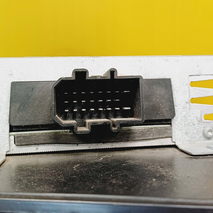 фото №7, Динамик сабвуфер усилитель audi a4 b6 8e903538203s / 8e9035223 nr1027