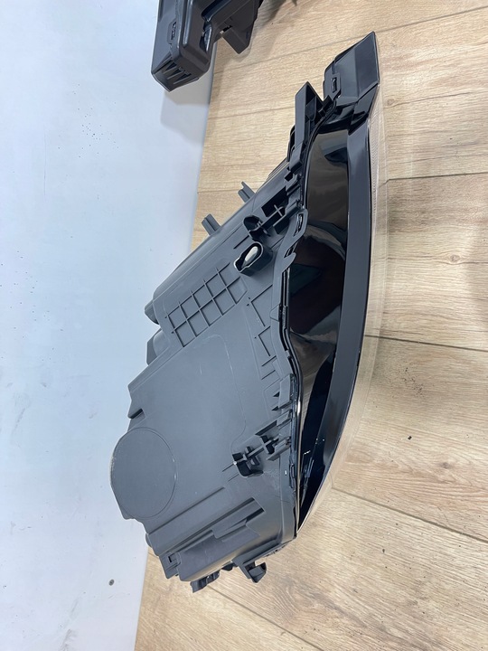 фото №15, Volvo xc60 ii рестайлинг лампа лампы перед передние правая левая полный led mid eu